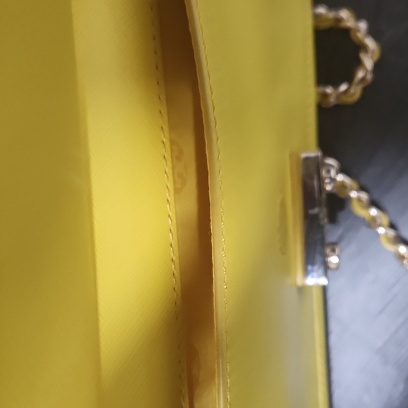 Tory Burch T-Lock Saffiano Leather Clutch w/ shoulder strap/crossbody, Yellow - Picture 10 of 10